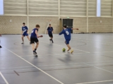 Zaalvoetbal S.K.N.W.K. JO19-1 in Laco Sportcentrum te Zierikzee (29-12-2023) (39/52)
